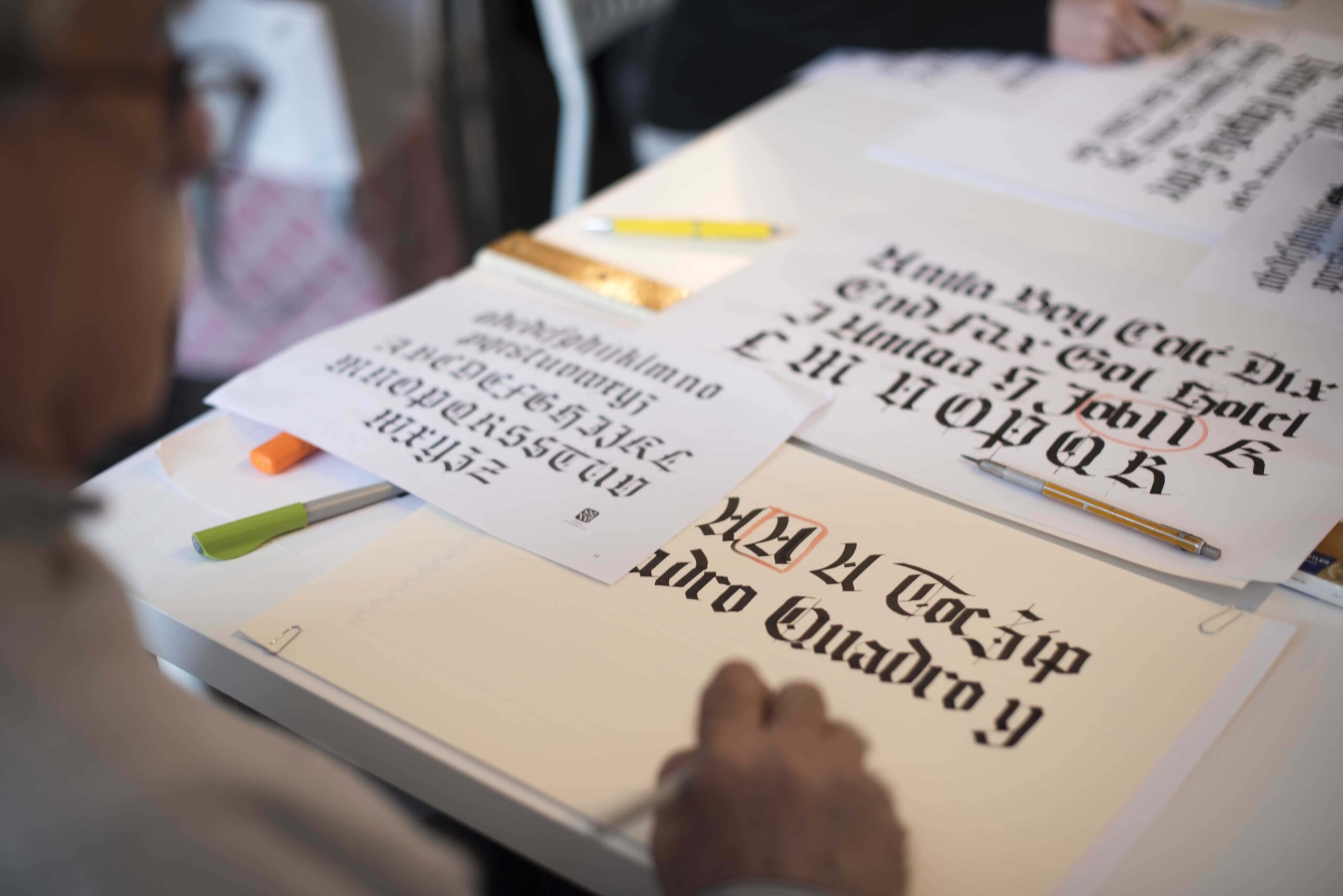 Spazio010_workshop_calligrafia blackletter_KAT_1446